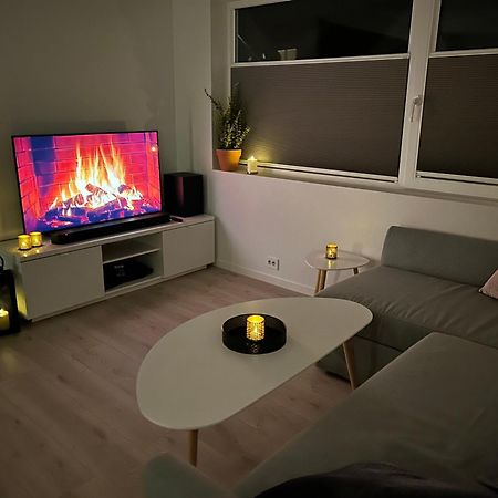 Apartamento Sorlandsidyll Med Svommebasseng! Kristiansand Exterior foto